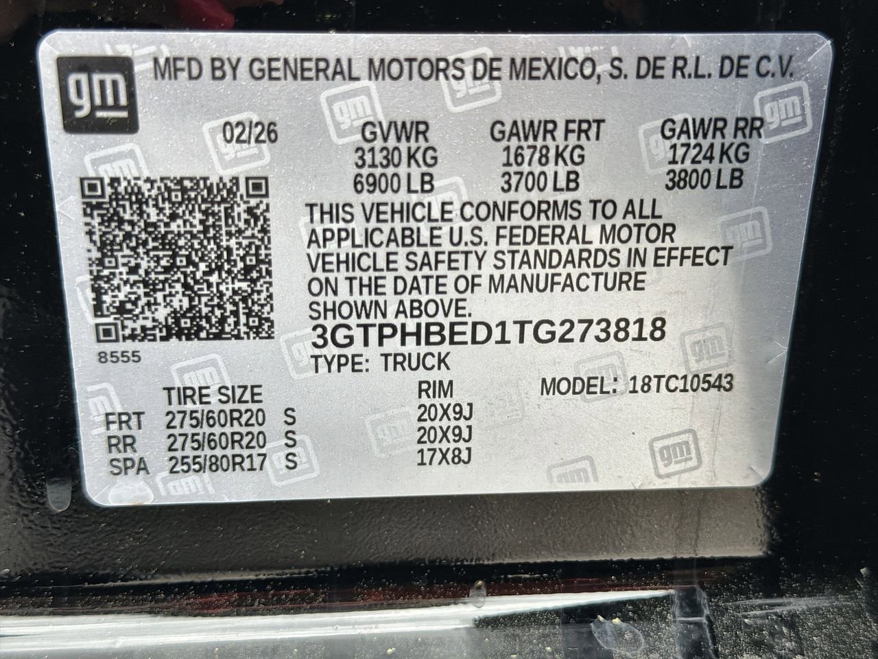 New 2026 Onyx Black GMC SLE image 29