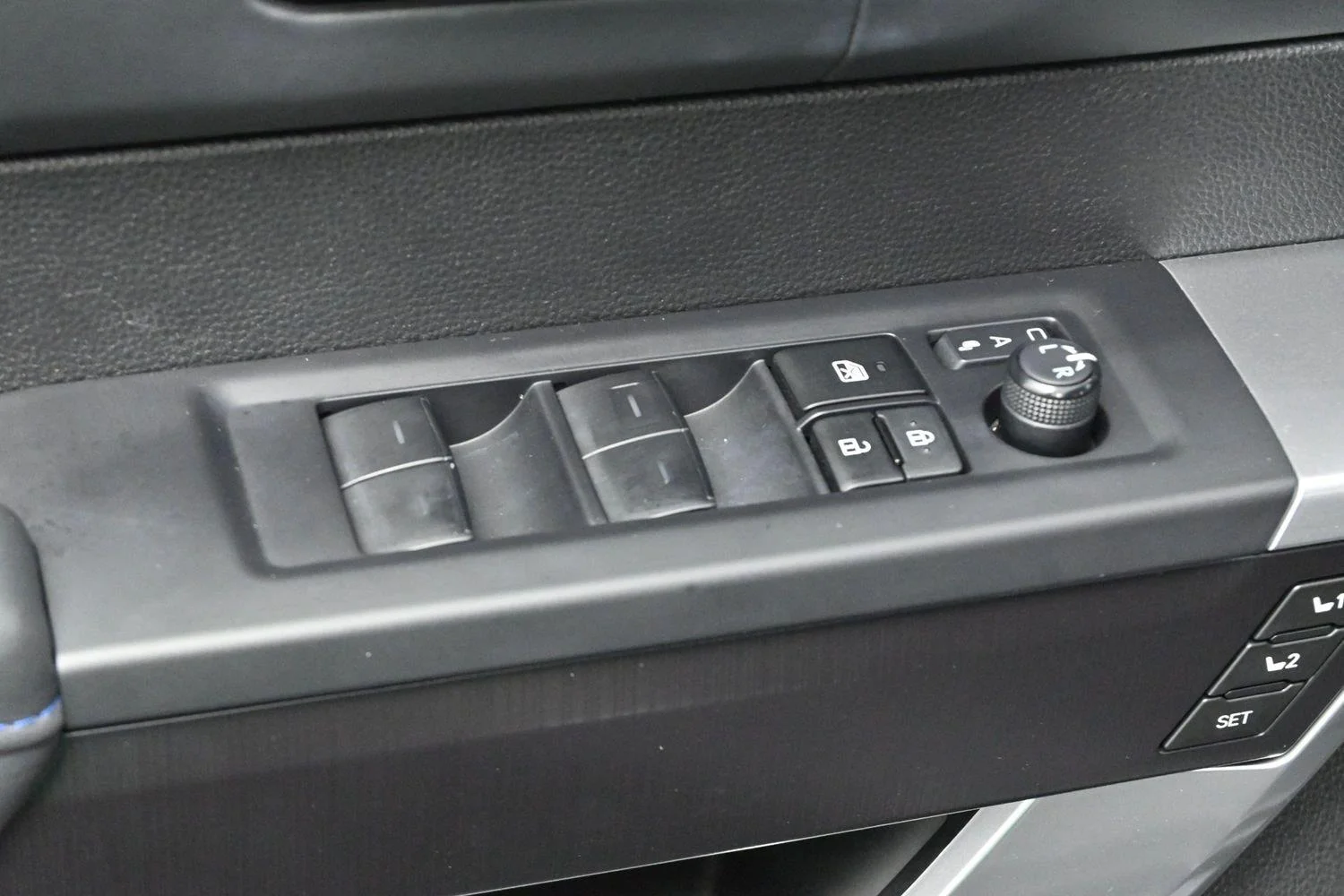 Used 2023 Magnetic Gray Metallic Toyota Platinum image 15