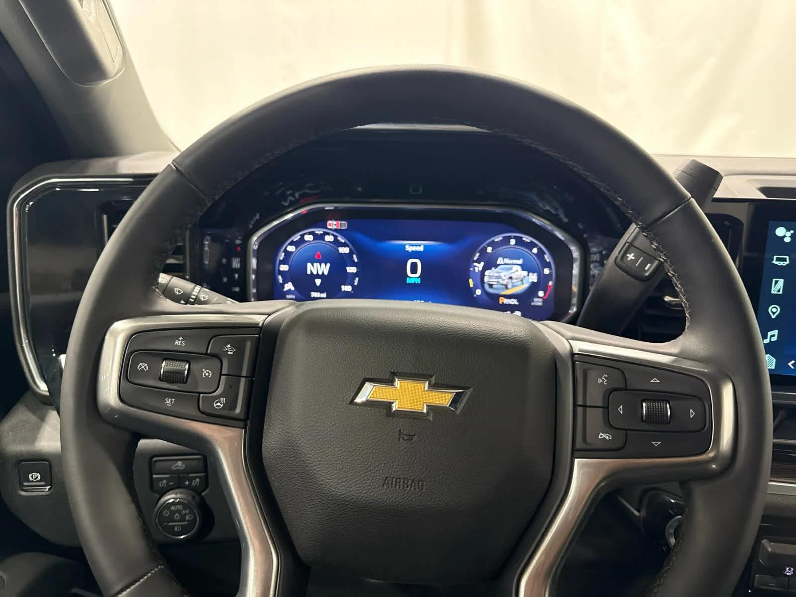 Used 2026 Lakeshore Blue Metallic Chevrolet LT image 23
