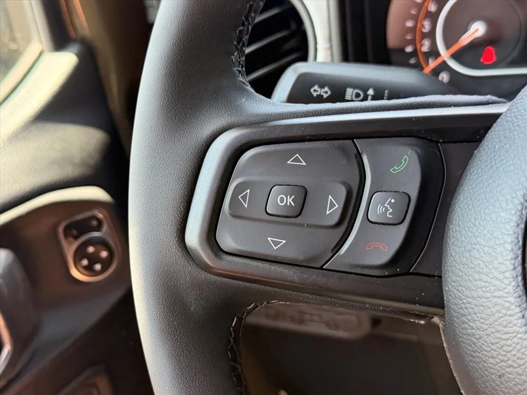 Used 2025 Green Jeep Willys image 18