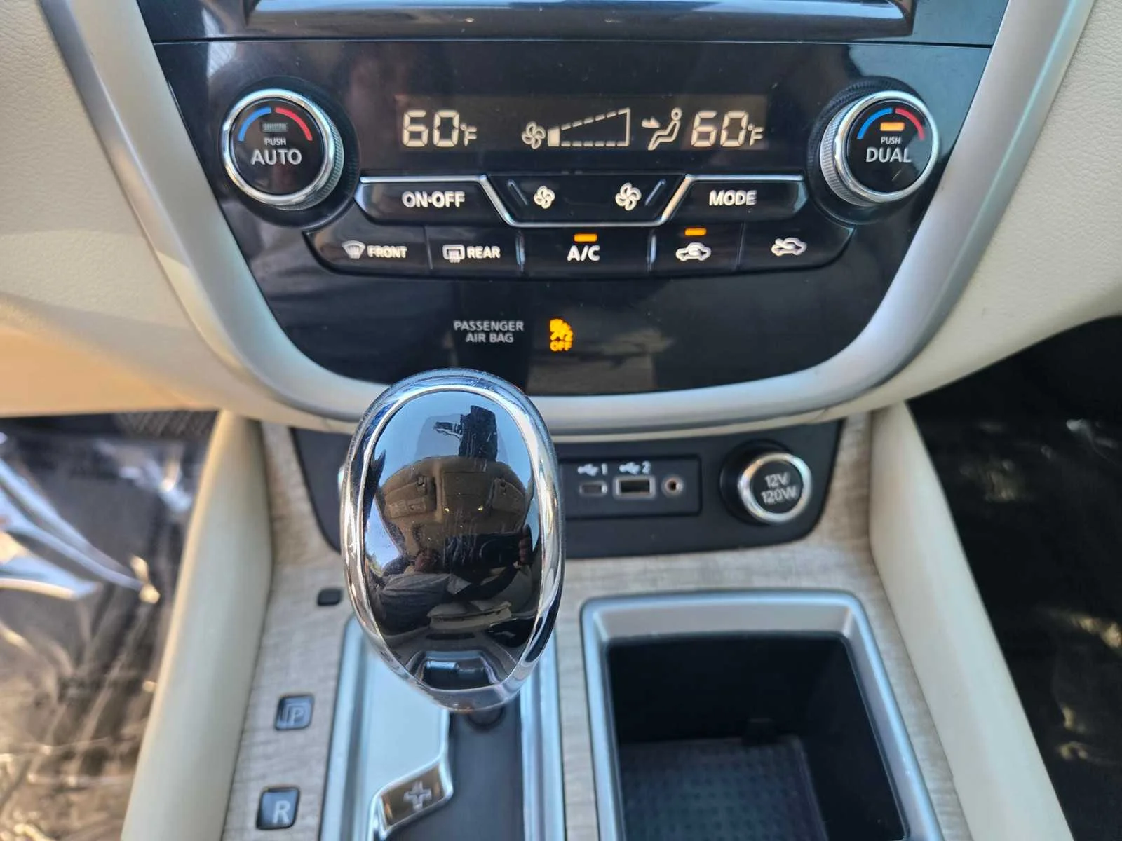 Used 2019  Nissan SL image 15