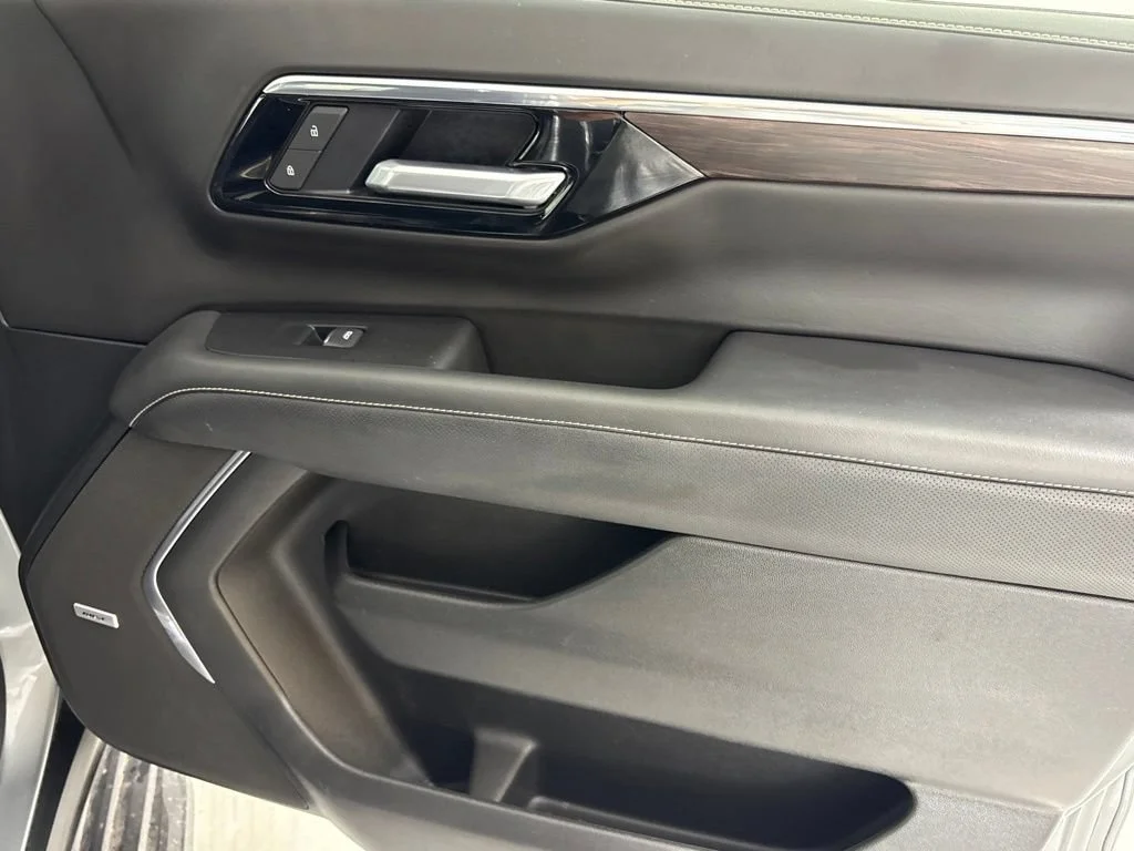 Certified Used 2025 Sterling Gray Metallic Chevrolet Premier image 15