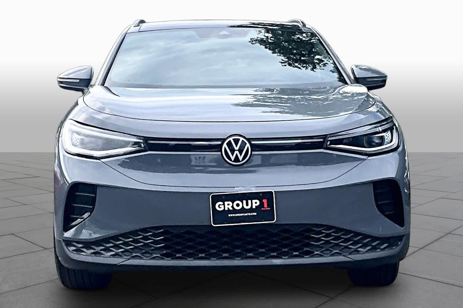 Used 2024 Pure Gray Volkswagen S image 3