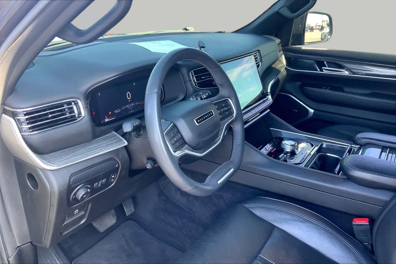 Used 2022 Baltic Gray Metallic Clearcoat Jeep Series III image 18