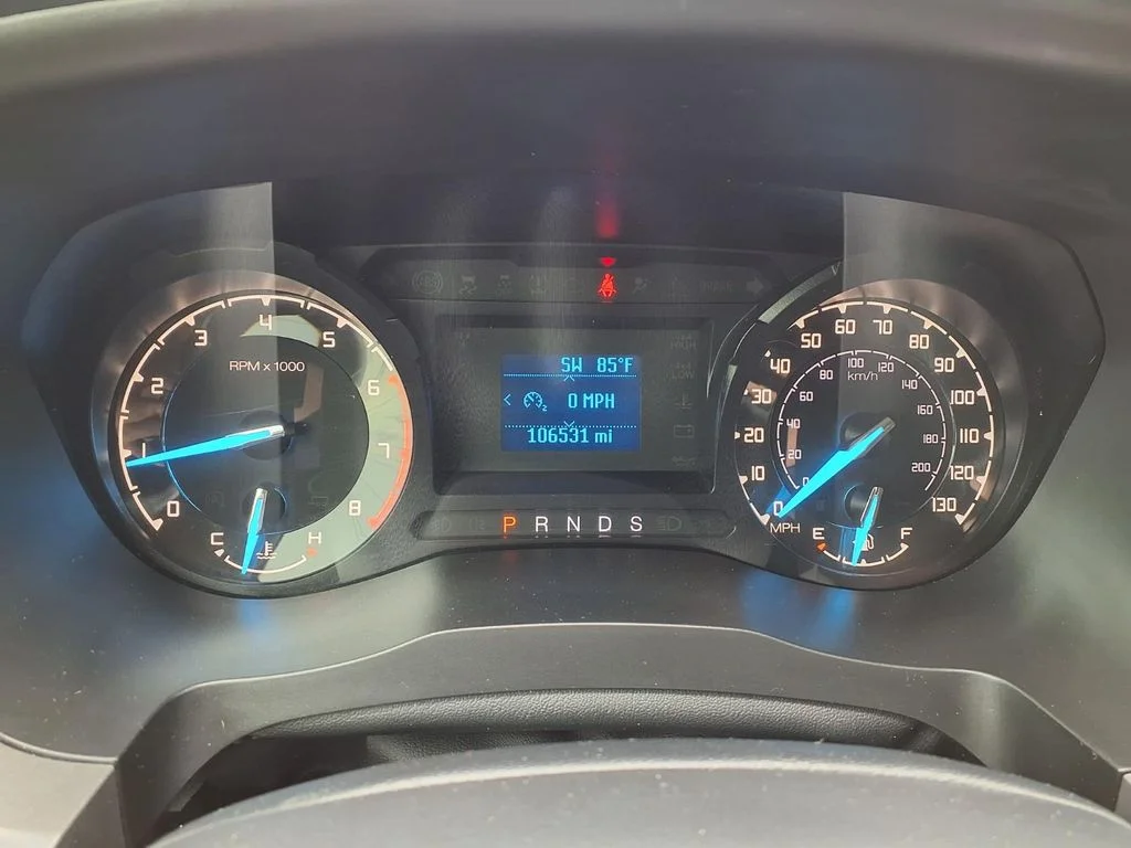 Used 2022 Black Ford XL image 12