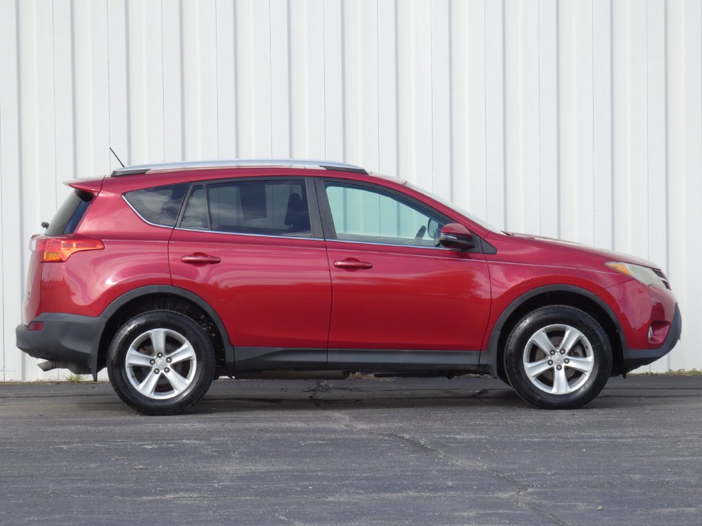 Used 2013 Toyota RAV4 XLE with VIN 2T3RFREV9DW055370 for sale in Kansas City