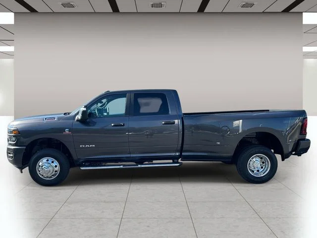 New 2026 Granite Crystal Metallic Clear-Coat Exterior Paint RAM Big Horn image 8