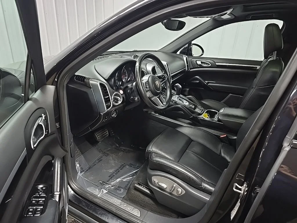 Used 2017 Bk Porsche NA image 31
