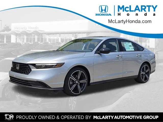 New 2026 Solar Silver Metallic Honda SE image 1