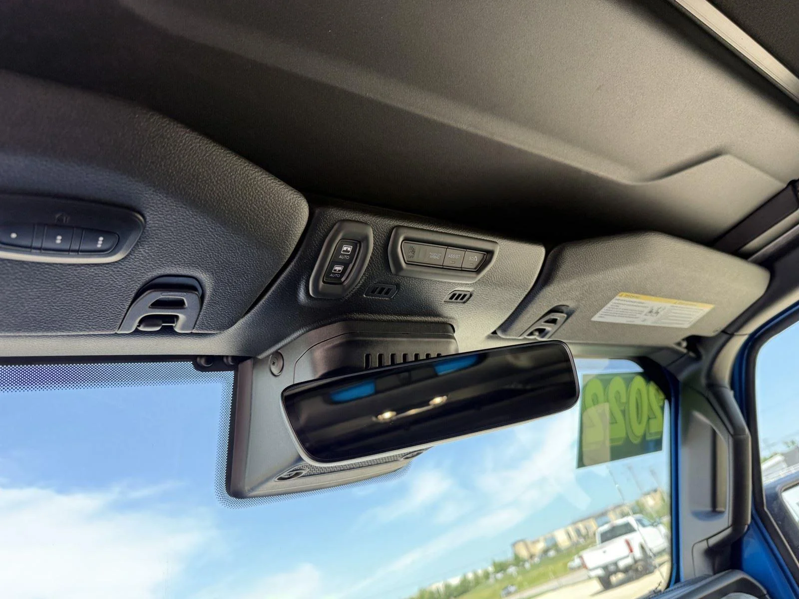 Used 2022 Hydro Blue Pearlcoat Jeep Unlimited Sahara High Altitude image 22