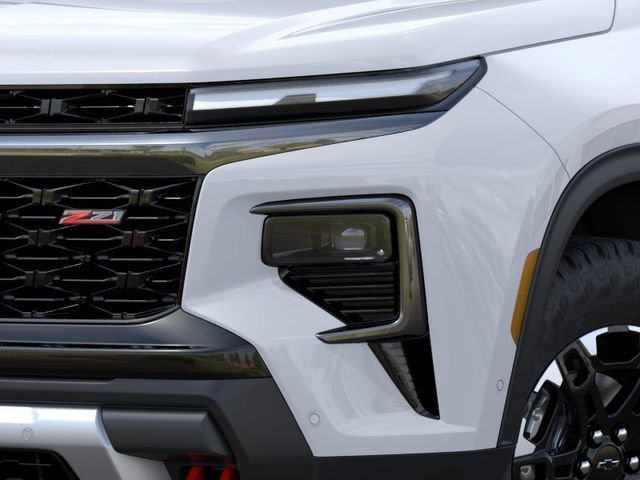 New 2027 Polar White Tricoat Chevrolet Z71 image 10