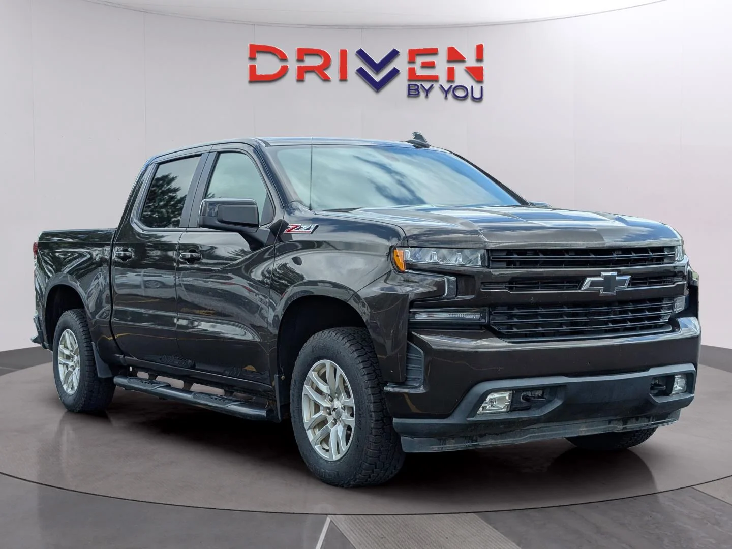 Used 2019 HAVANA BROWN METALLIC Chevrolet RST image 7