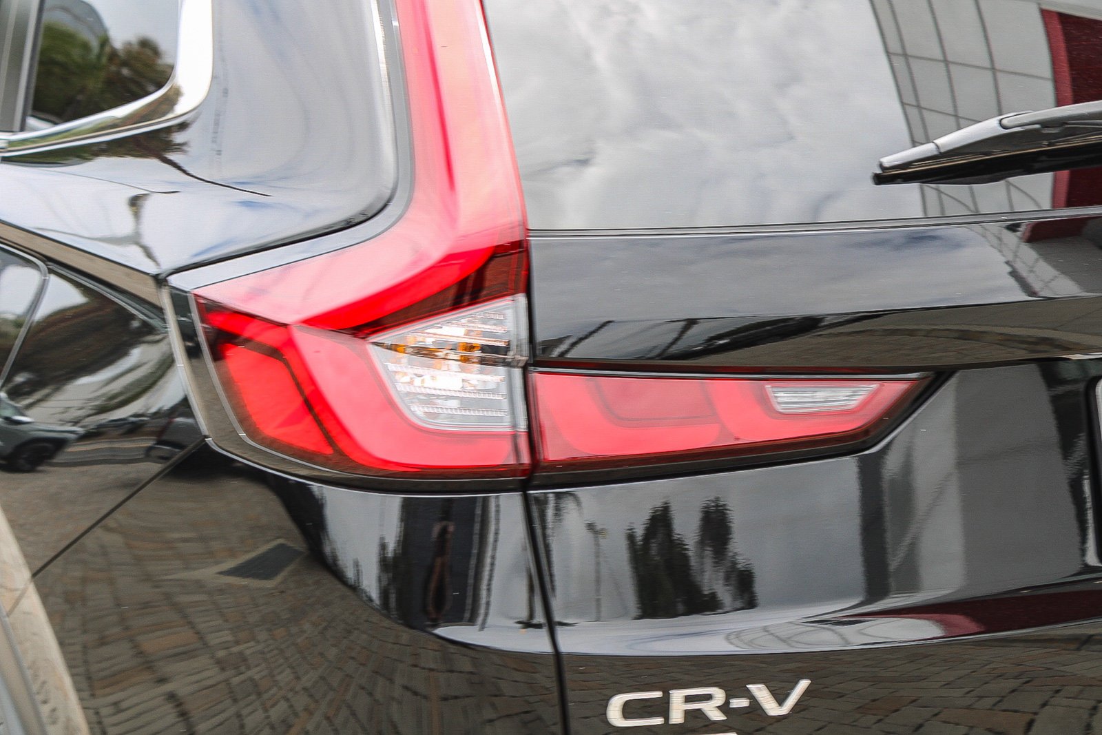 Used 2024  Honda Sport Touring image 9