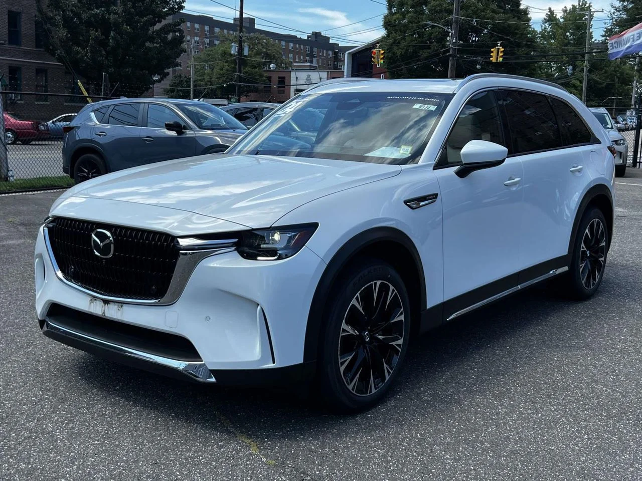 Certified Used 2024 Rhodium White Premium Mazda Premium Plus image 3