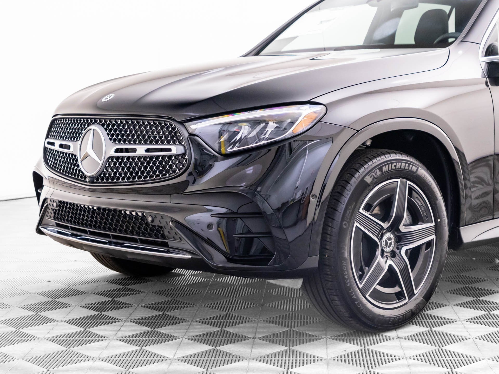 New 2026 Black Mercedes-Benz GLC 300 image 85