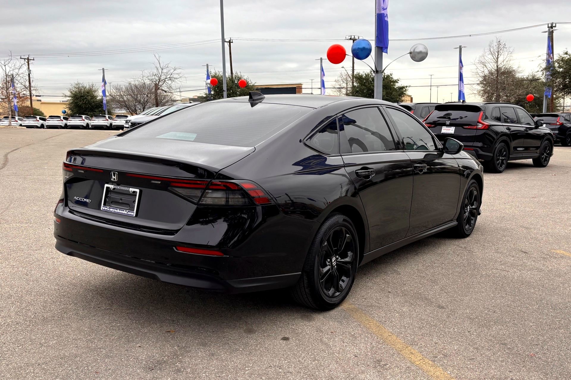 Used 2025 Black Honda SE image 8