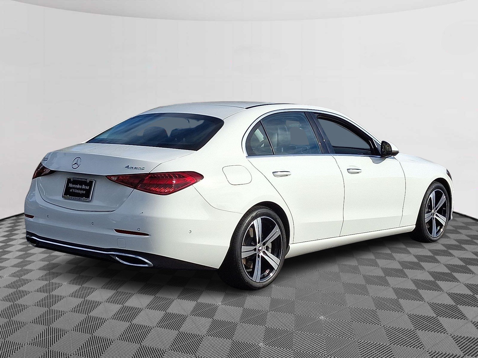 2025 Mercedes-Benz C-Class Sedan C 300 - Photo 6
