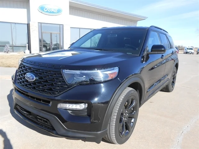2022 Ford Explorer ST-LINE 4WD's photo