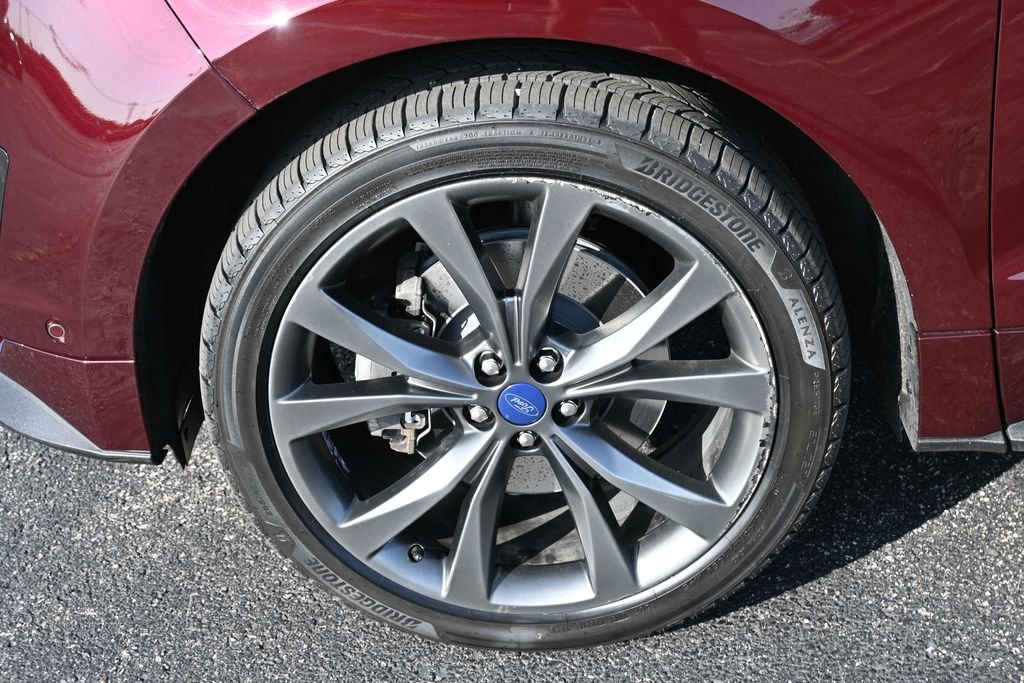 Used 2018 Burgundy Ford Sport image 14