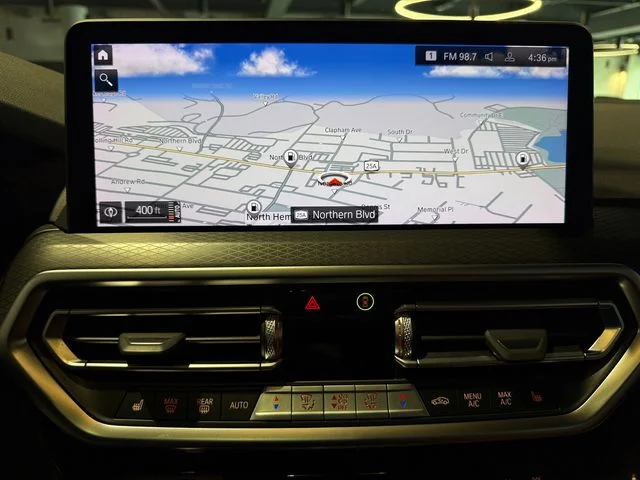 Used 2024 Alpine White BMW xDrive30i image 21