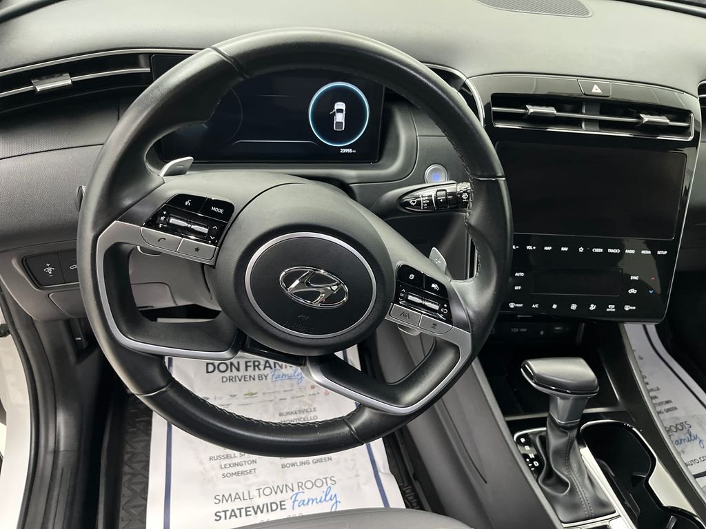 Used 2023 White Hyundai SEL Premium image 15