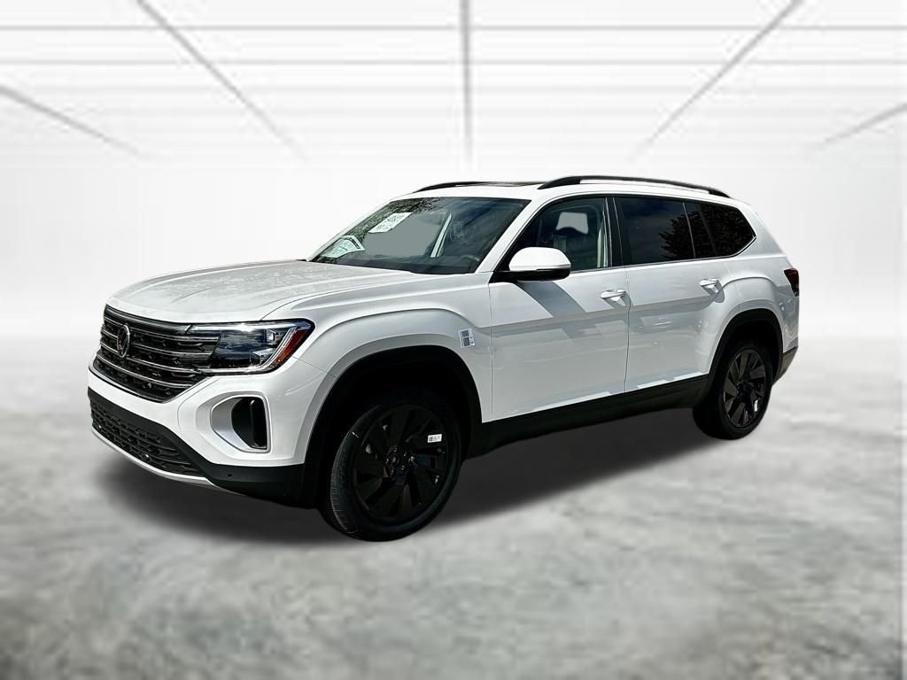 New 2026 White/off-white Volkswagen SE w/Technology image 2