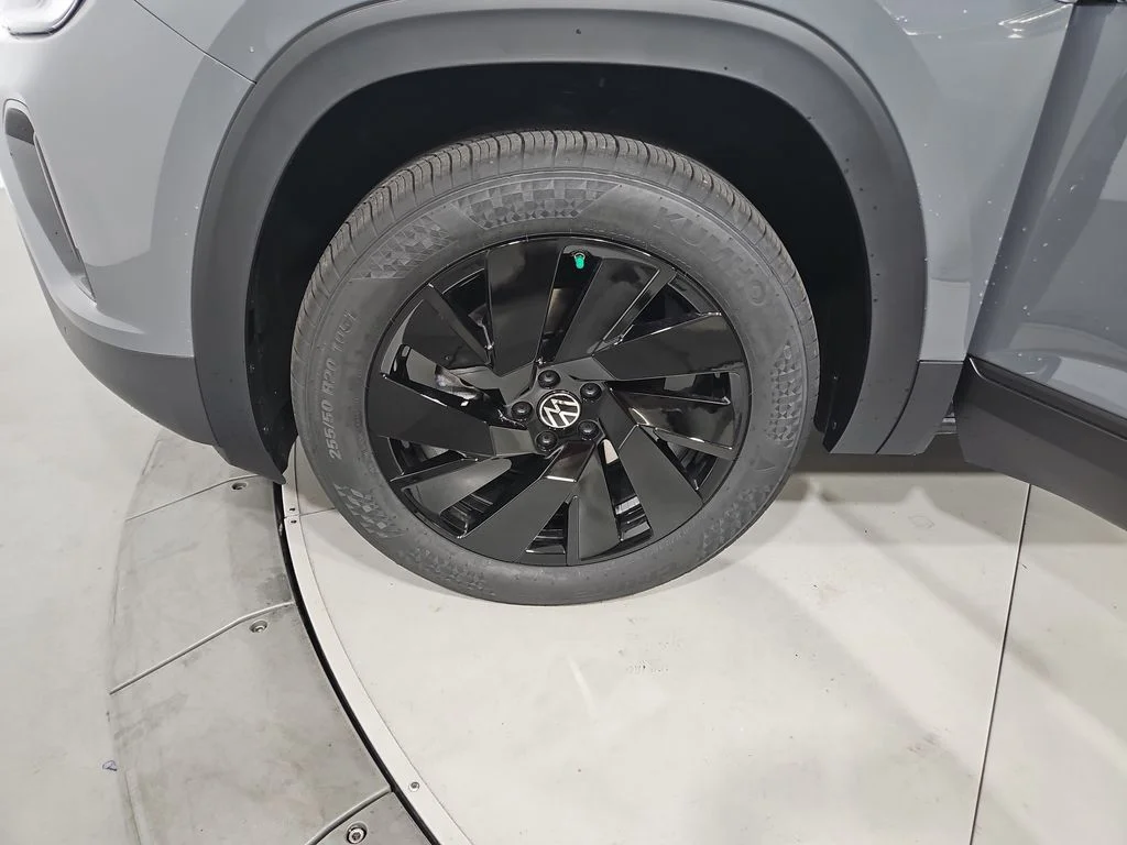 New 2026 Gray Volkswagen 2.0T SE w/Technology image 25