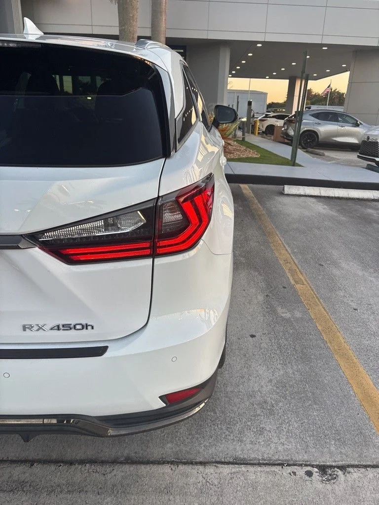 Used 2020 Ultra White Lexus 450h F Sport image 5