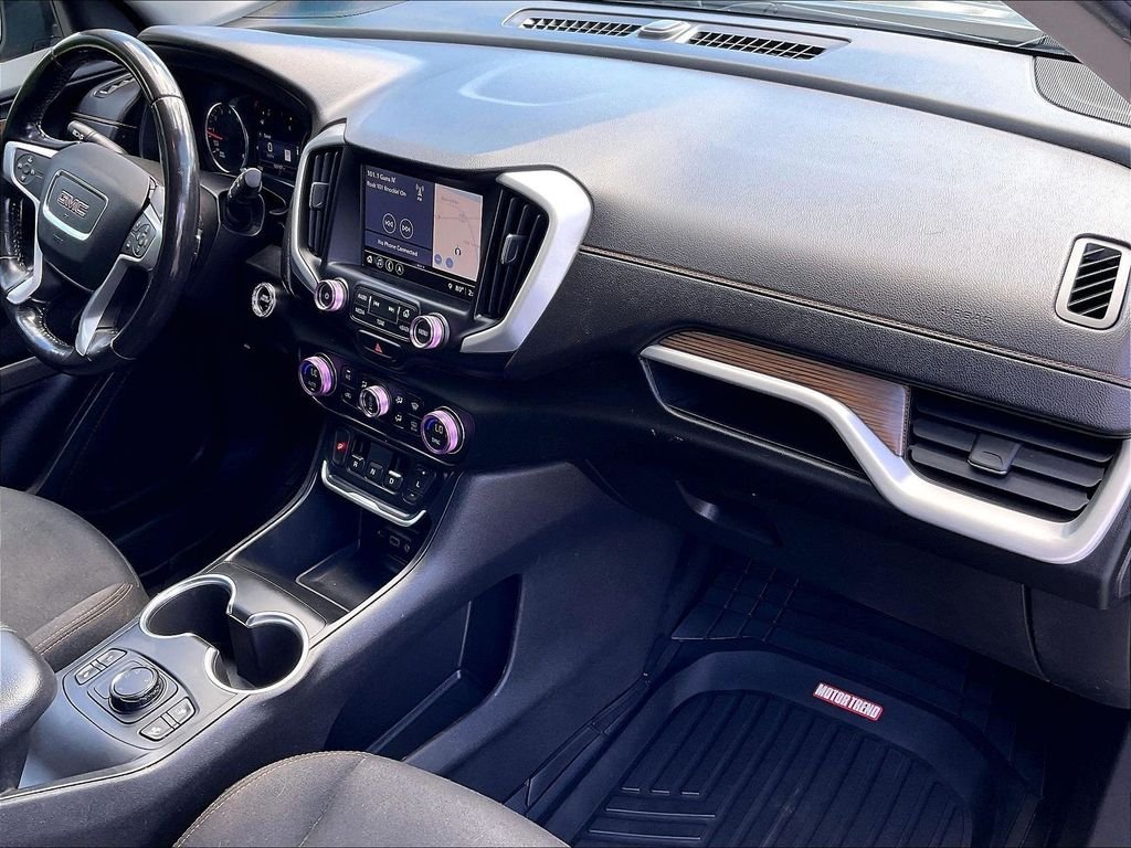 Used 2018 Gray GMC SLE image 14