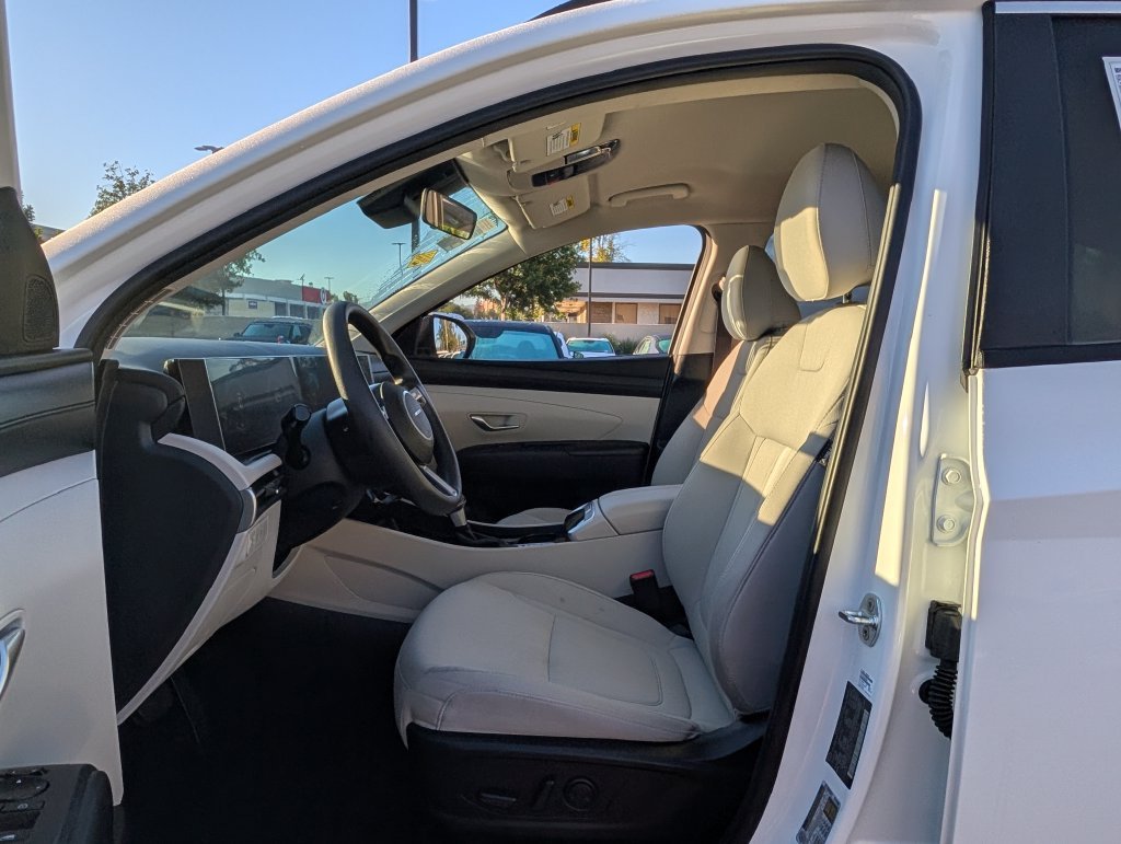 Used 2026 White Hyundai SEL image 12