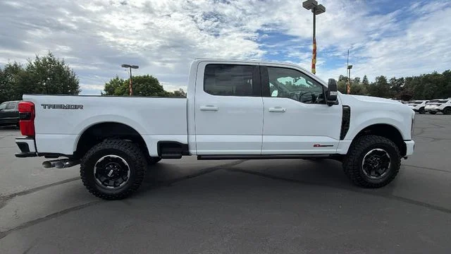 New 2026 Oxford White Ford F-250® Lariat® image 3
