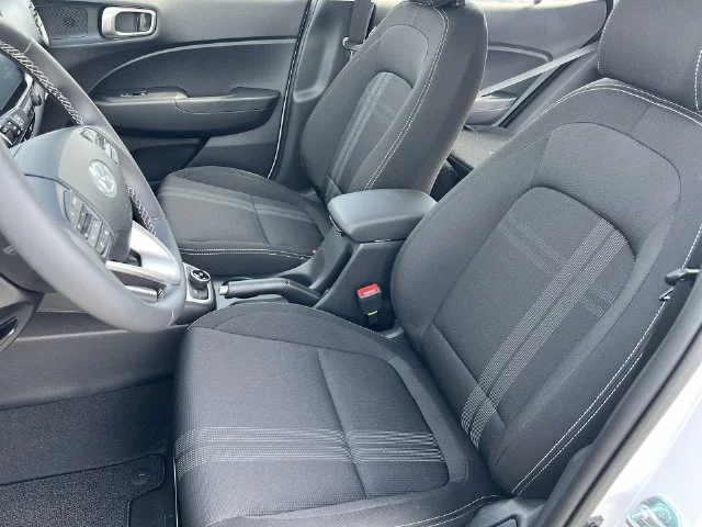 Used 2026 White Hyundai SEL image 25