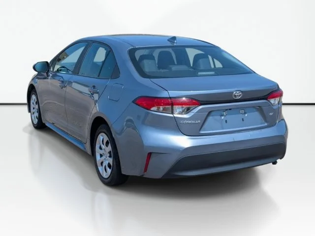 Used 2024  Toyota LE image 9