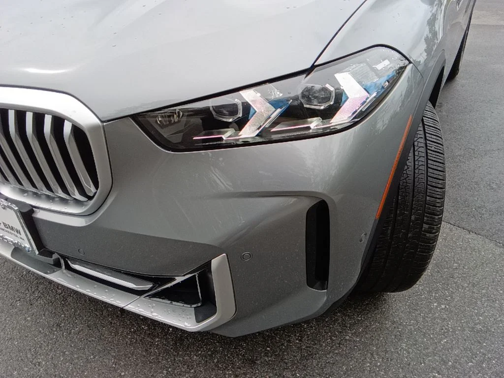 Certified Used 2026 Skyscraper Grey Metallic BMW xDrive40i image 31