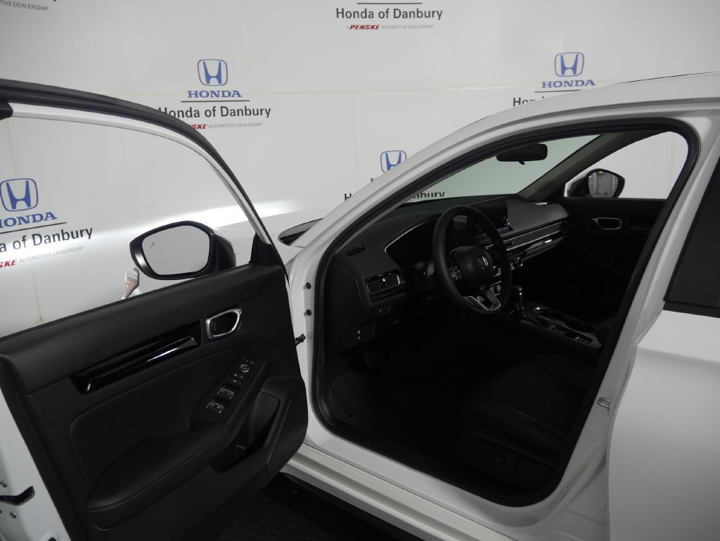 Certified Used 2024 Platinum White Pearl Honda EX-L image 11