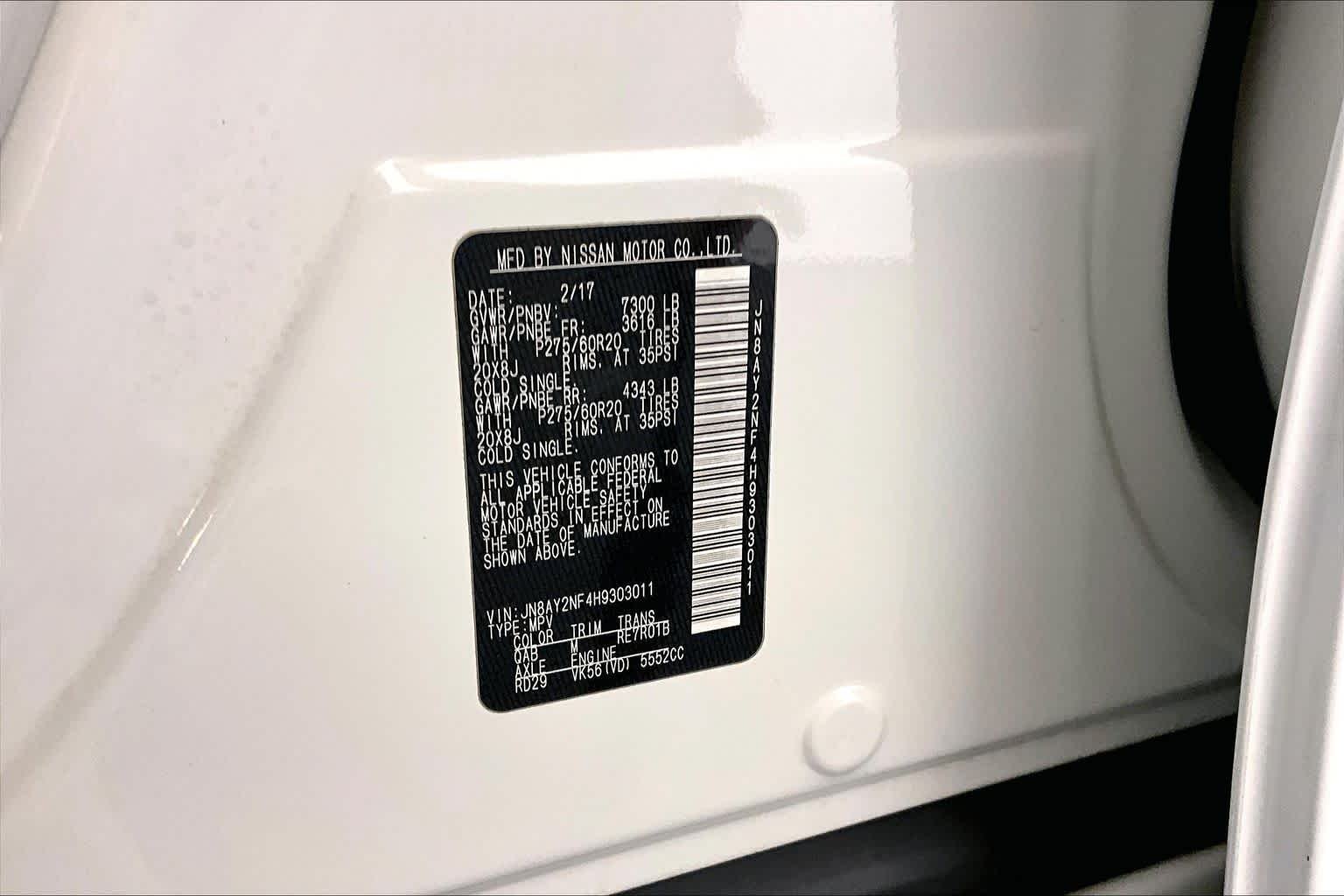 Used 2017 Pearl White Nissan Platinum image 34
