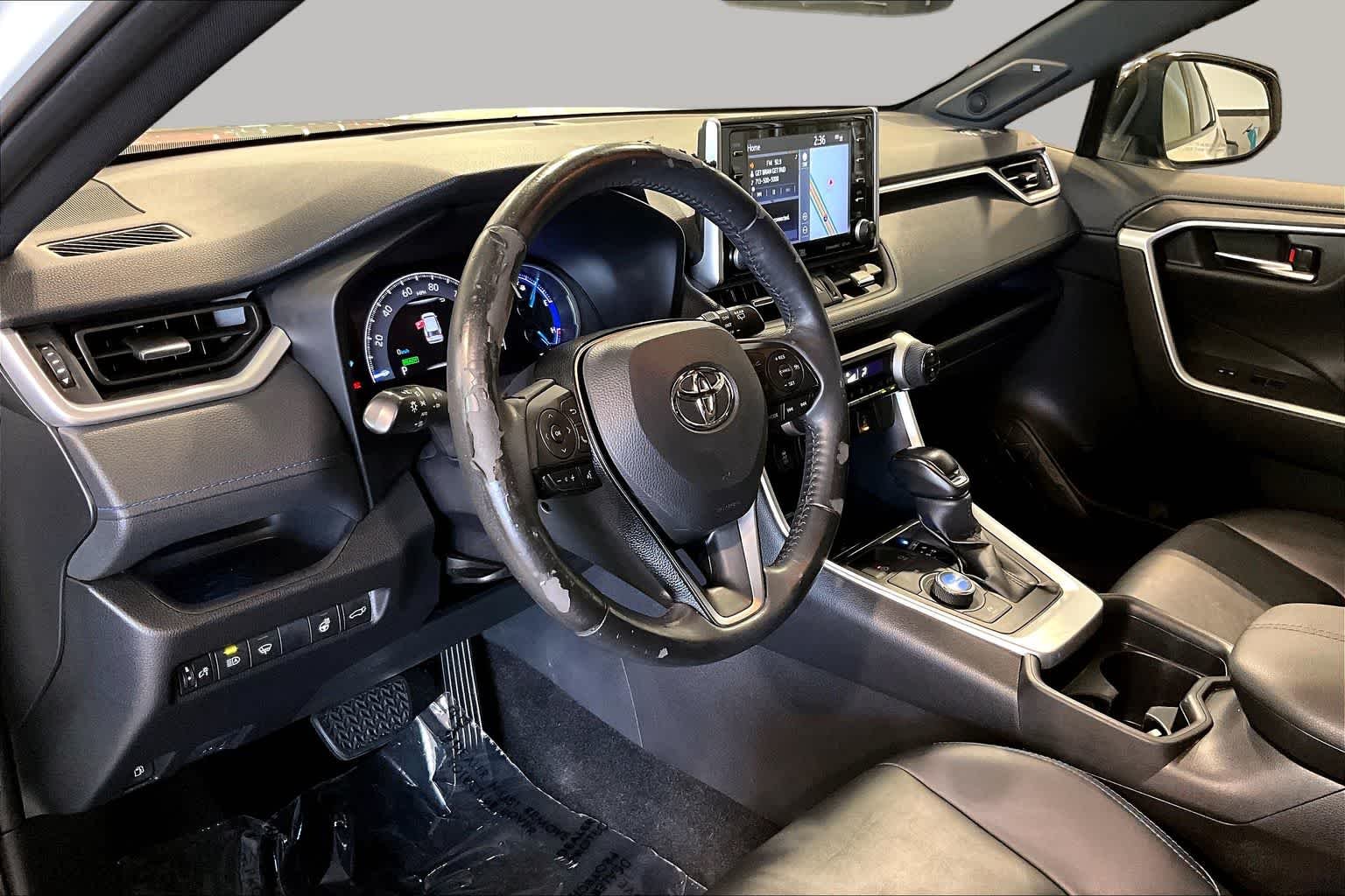 Used 2021 Blizzard Pearl/Midnight Black Metallic Toyota Hybrid XSE image 16