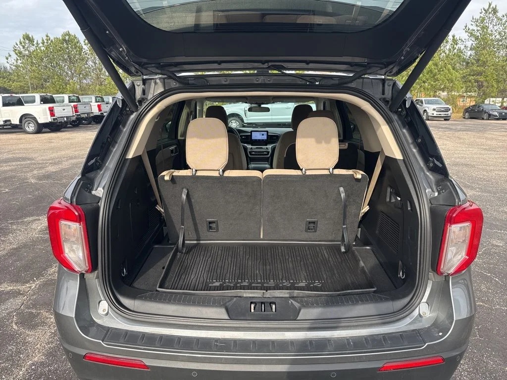 2023 Ford Explorer XLT - Photo 16