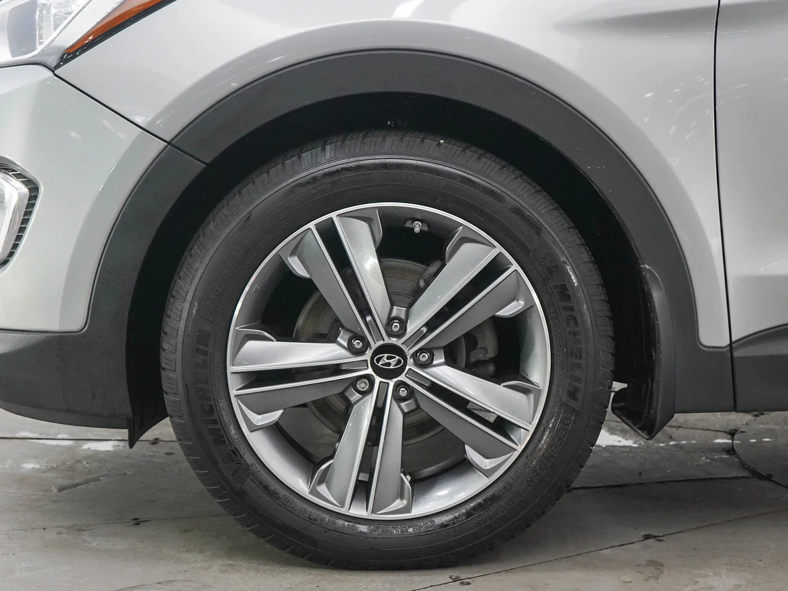Used 2016 Iron Frost Hyundai SE image 31