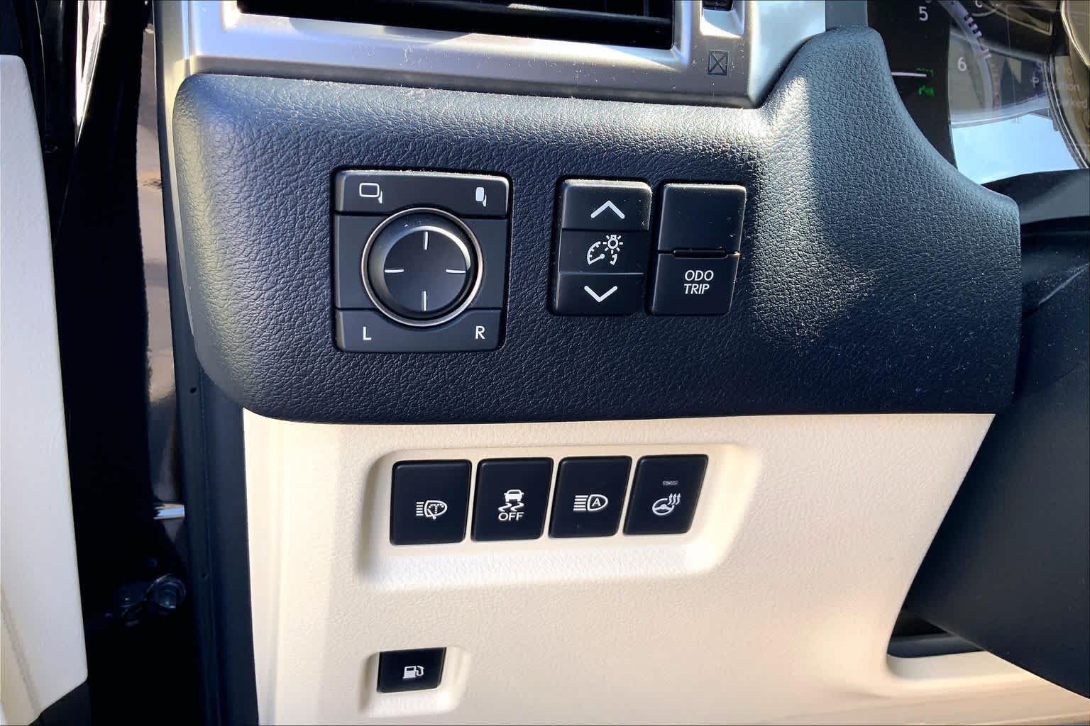 Certified Used 2023 Black Onyx Lexus Premium image 35
