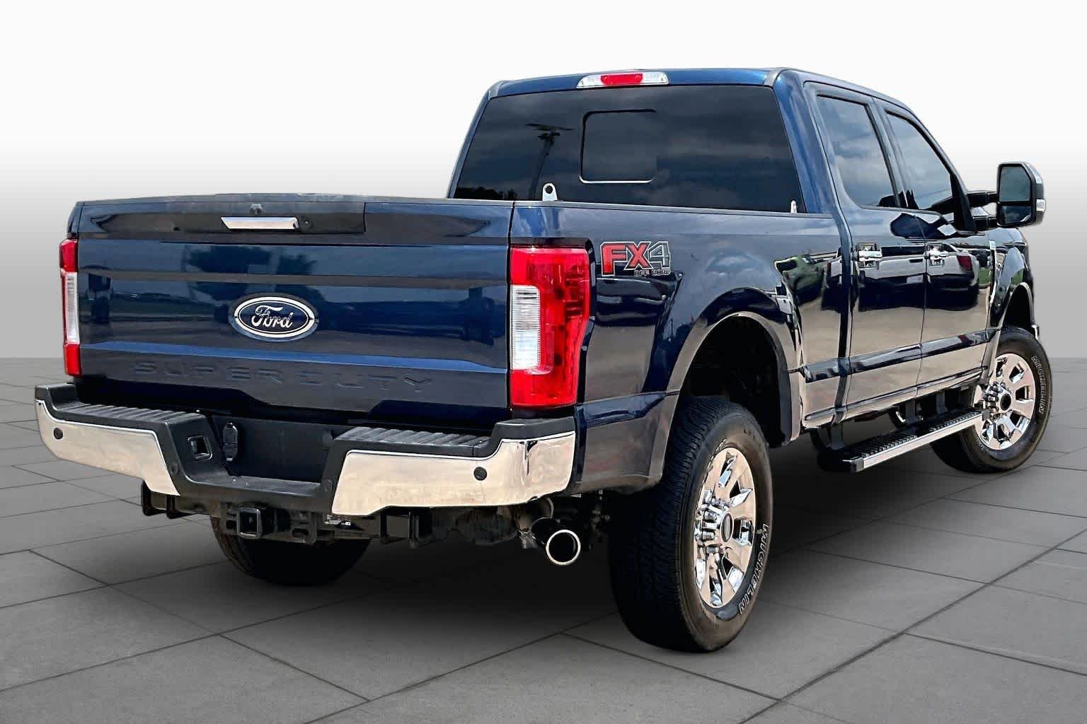 Used 2019 Blue Jeans Metallic Ford LARIAT image 13