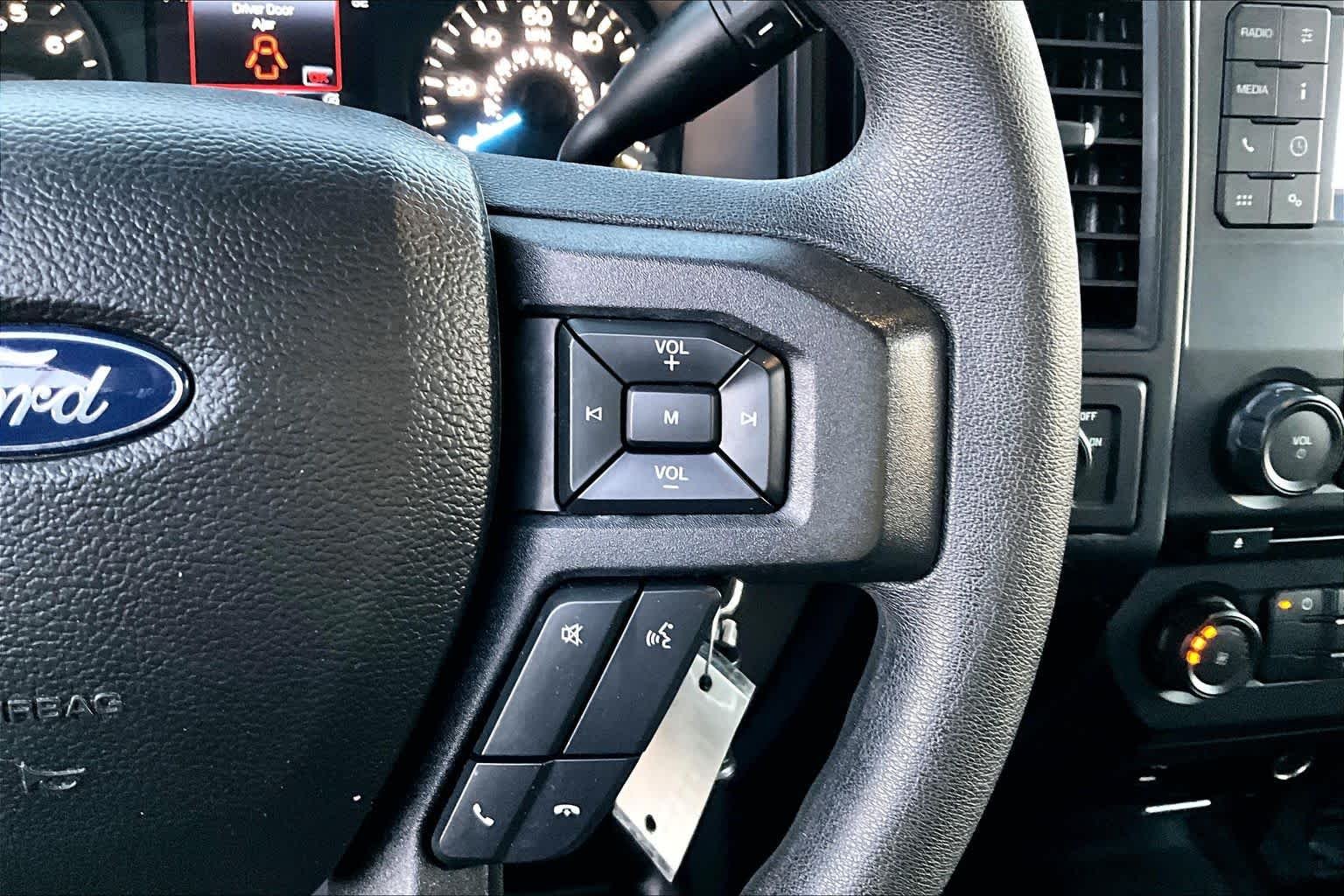 Used 2018 Oxford White Ford XL image 25