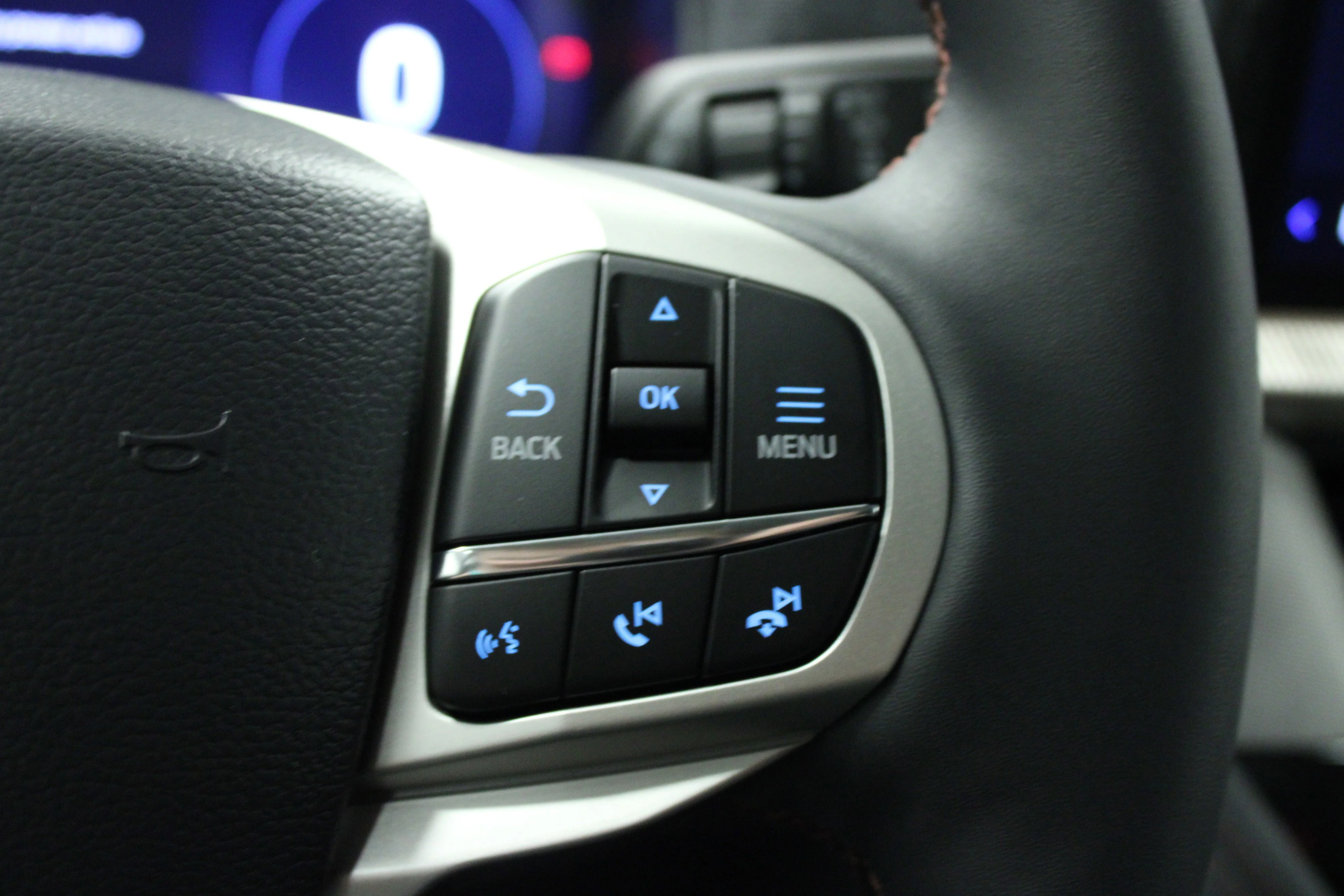 New 2026 Carbonized Gray Metallic Ford Active image 22