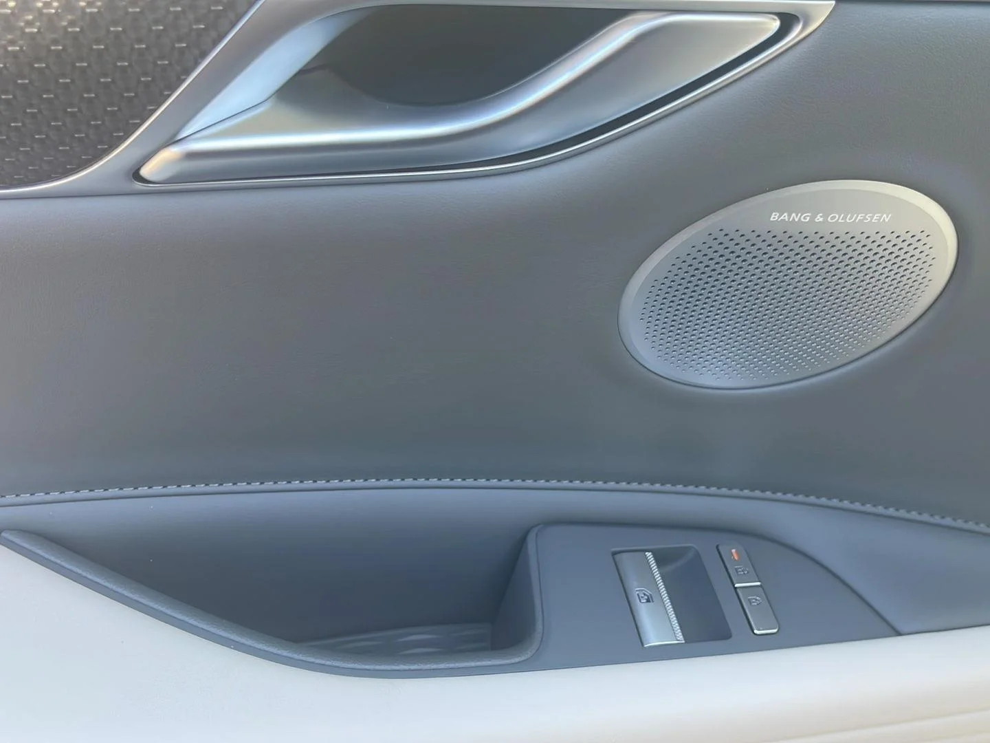 New 2026 Capri Blue Genesis 3.5T Sport Prestige image 19