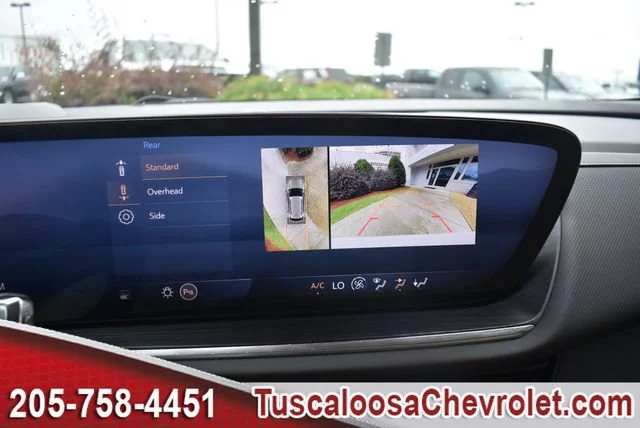 Used 2024 Summit White Buick Preferred image 33