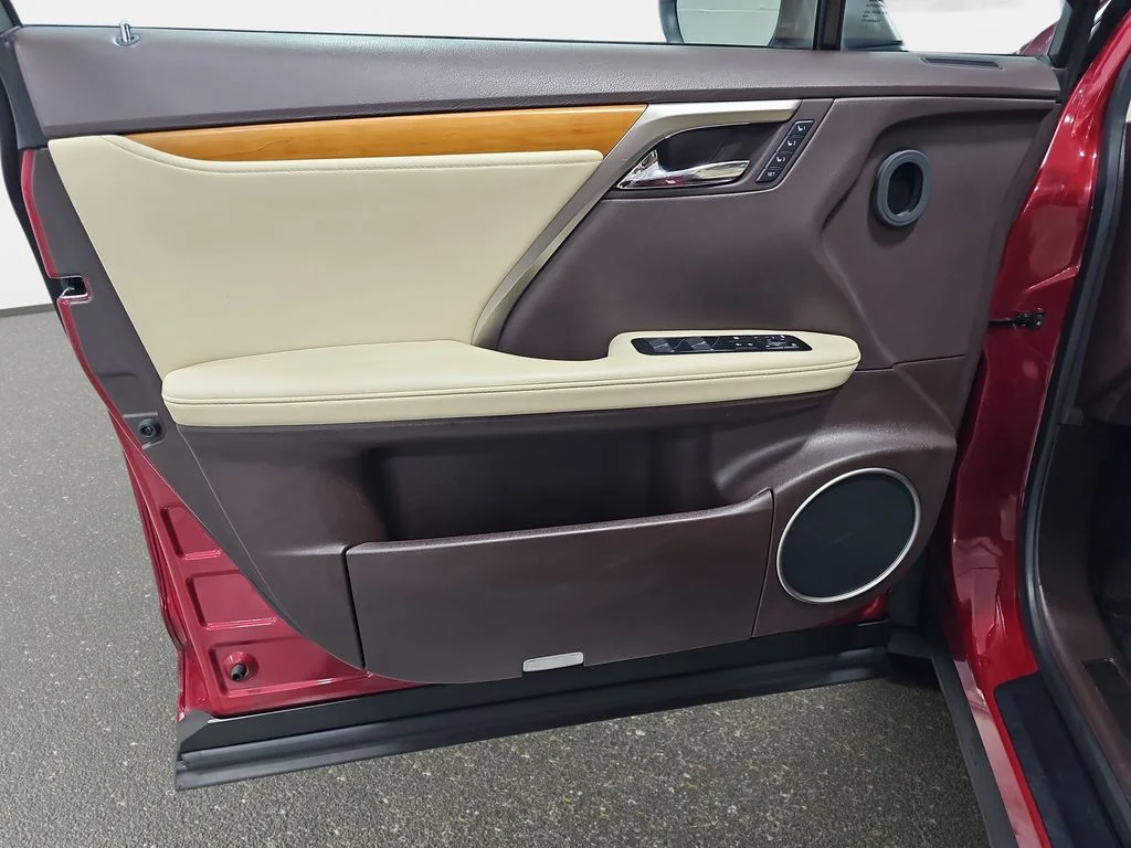 Used 2020 Red Lexus 350 image 29