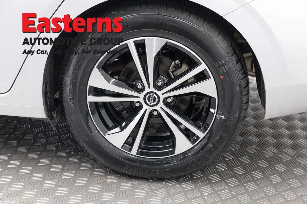 Used 2023 Silver Nissan SV image 33