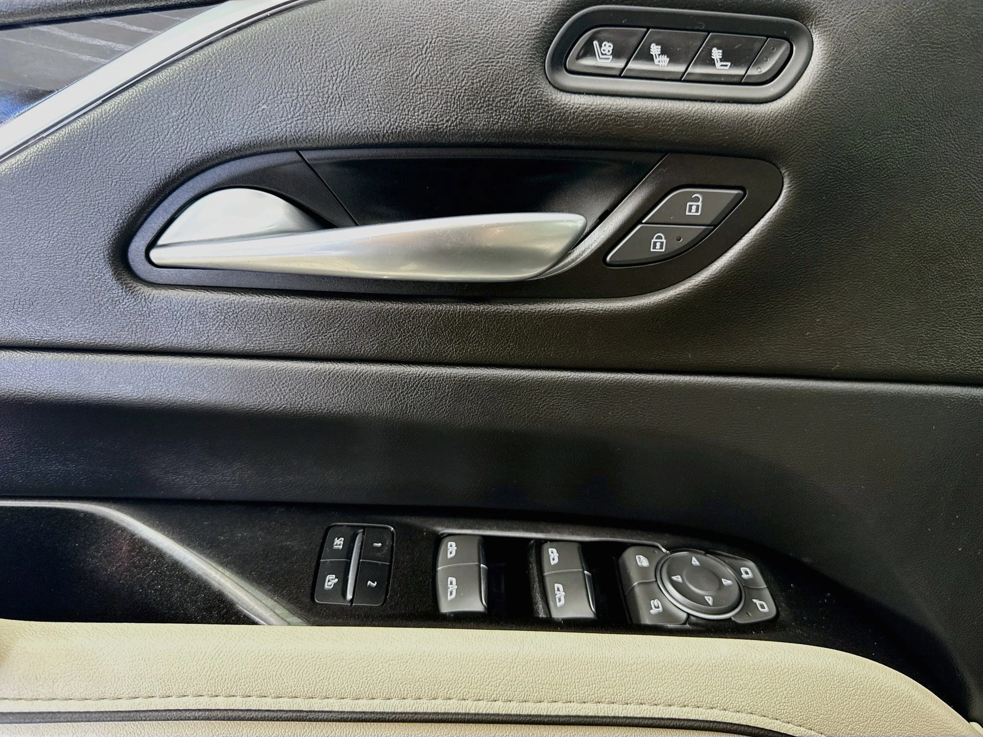 Used 2022 Black Raven Cadillac Sport image 20