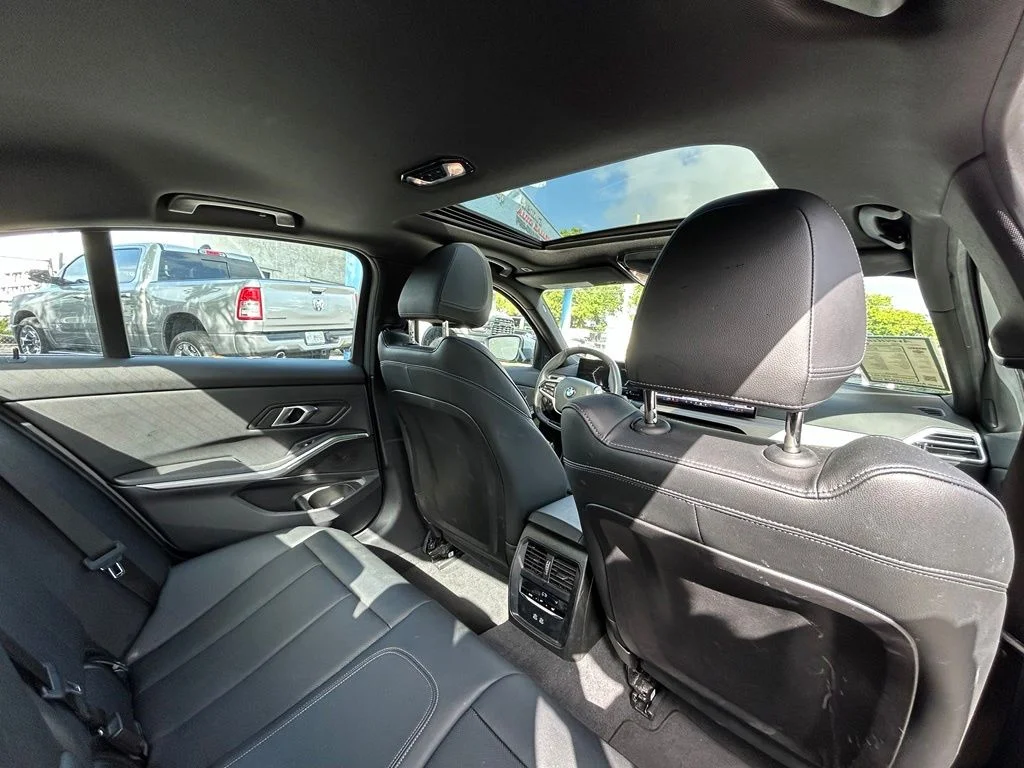 Used 2025 Gray BMW 330i image 33