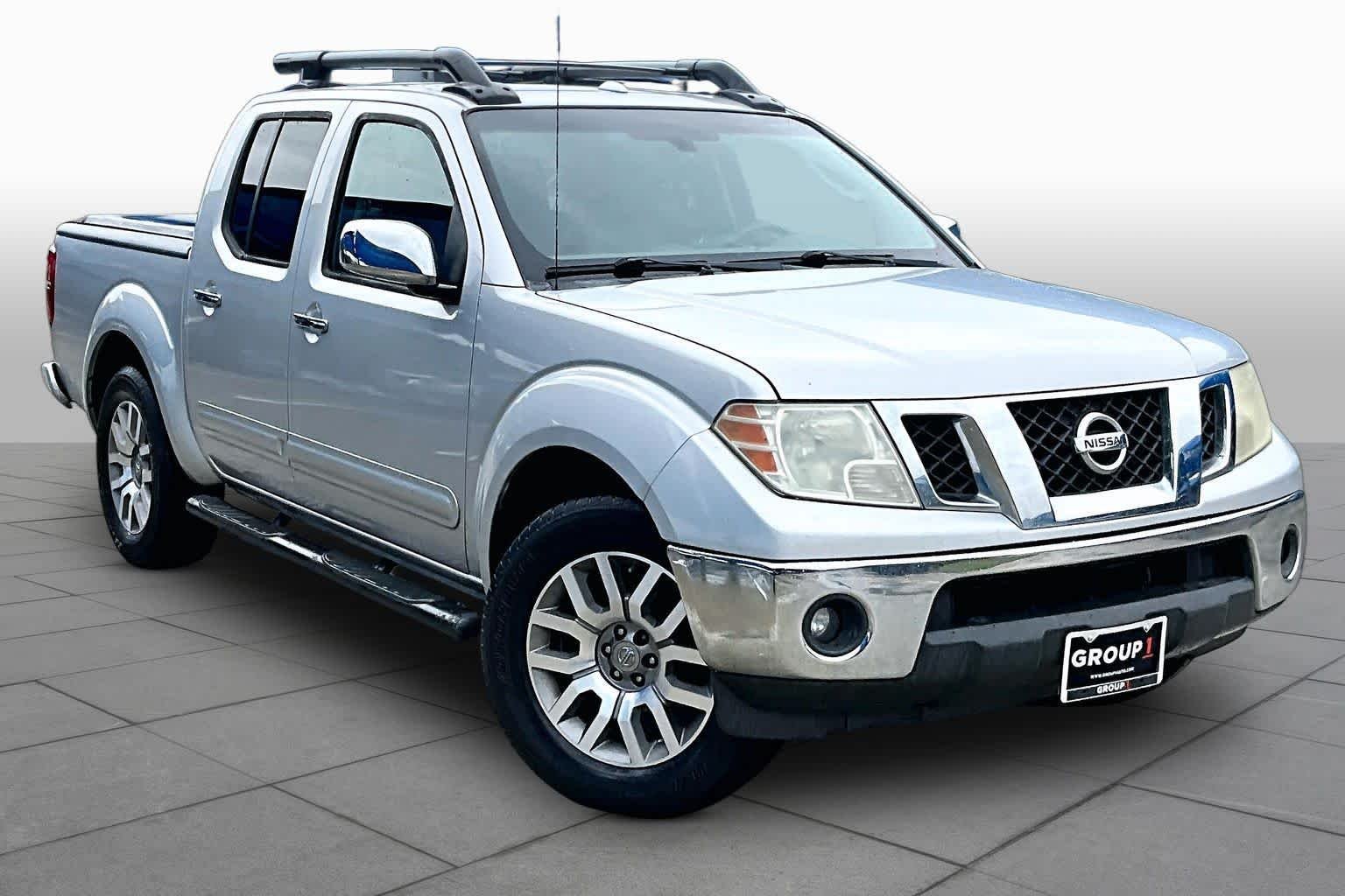 Used 2011 Radiant Silver Nissan SL image 2